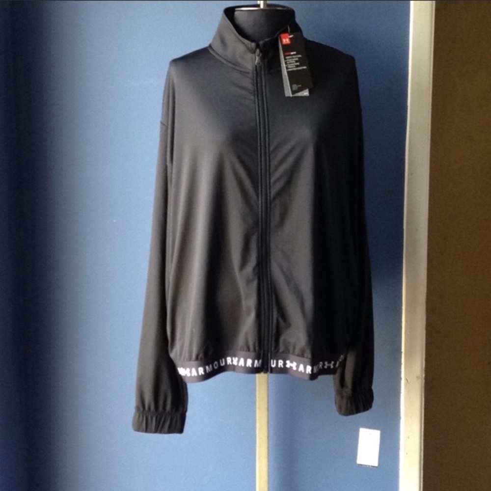 Women’s Under Armor Light weight Jacket